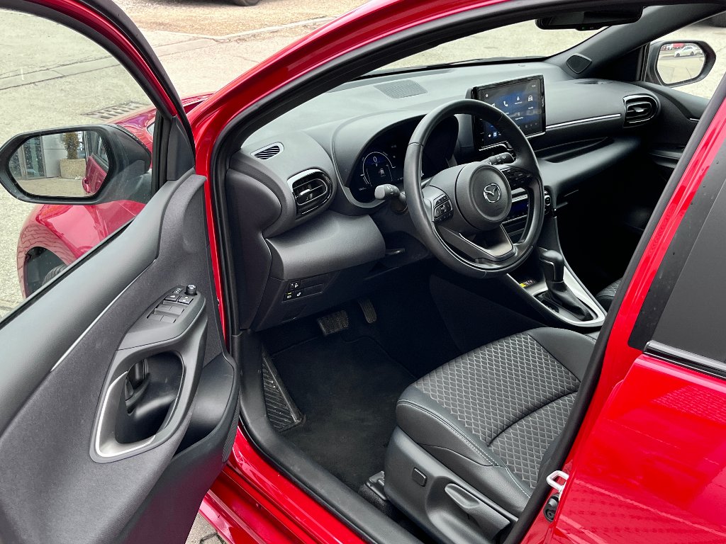 Mazda 2 Hybrid