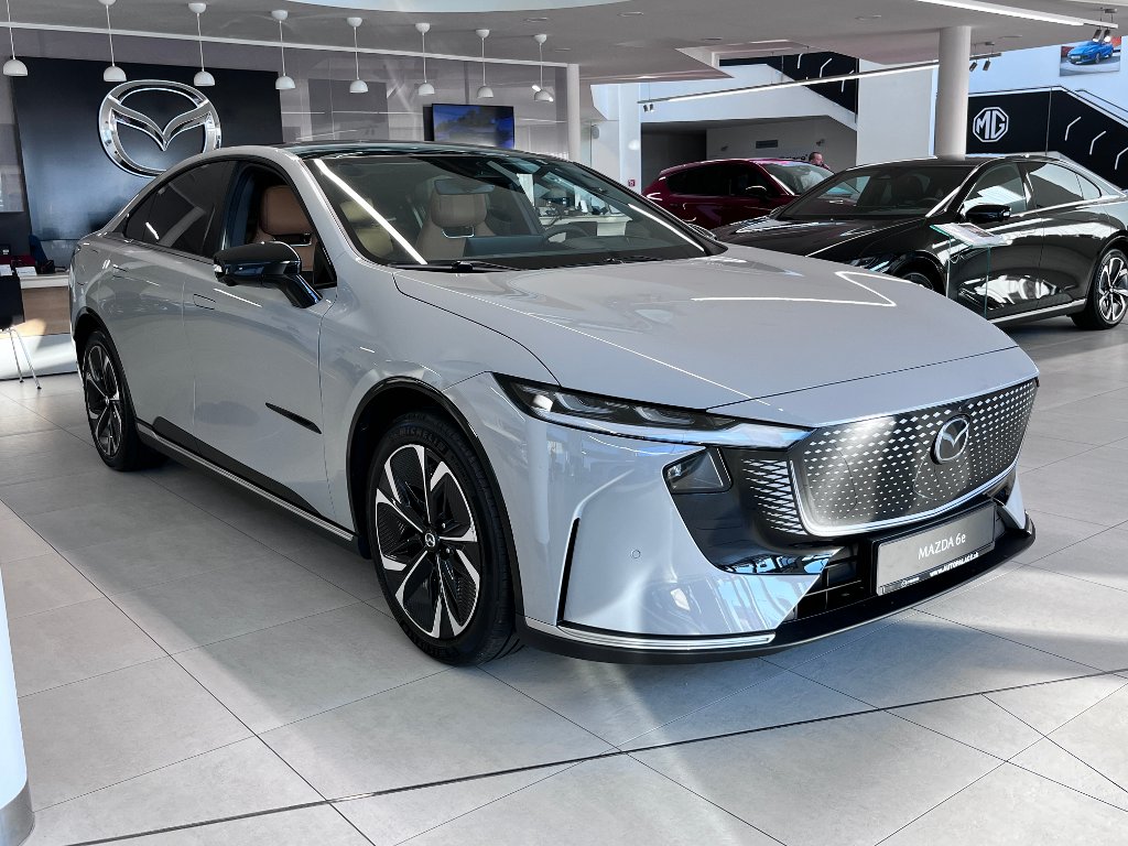 Mazda 6e