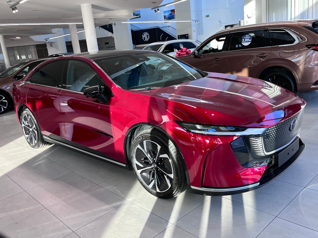 Mazda 6e