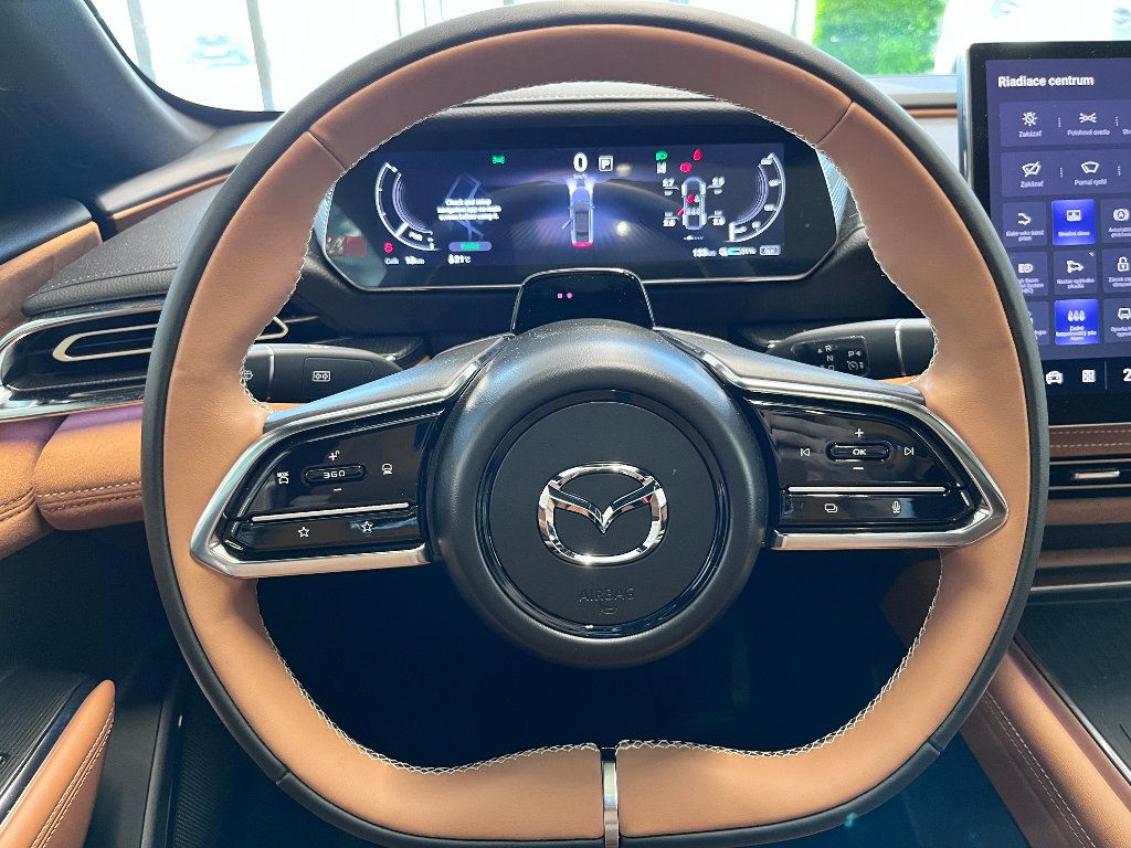 Mazda 6e