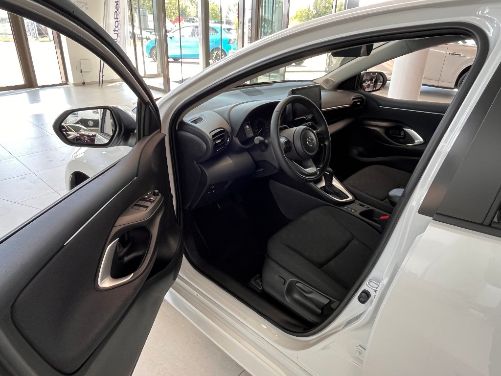Mazda 2 Hybrid