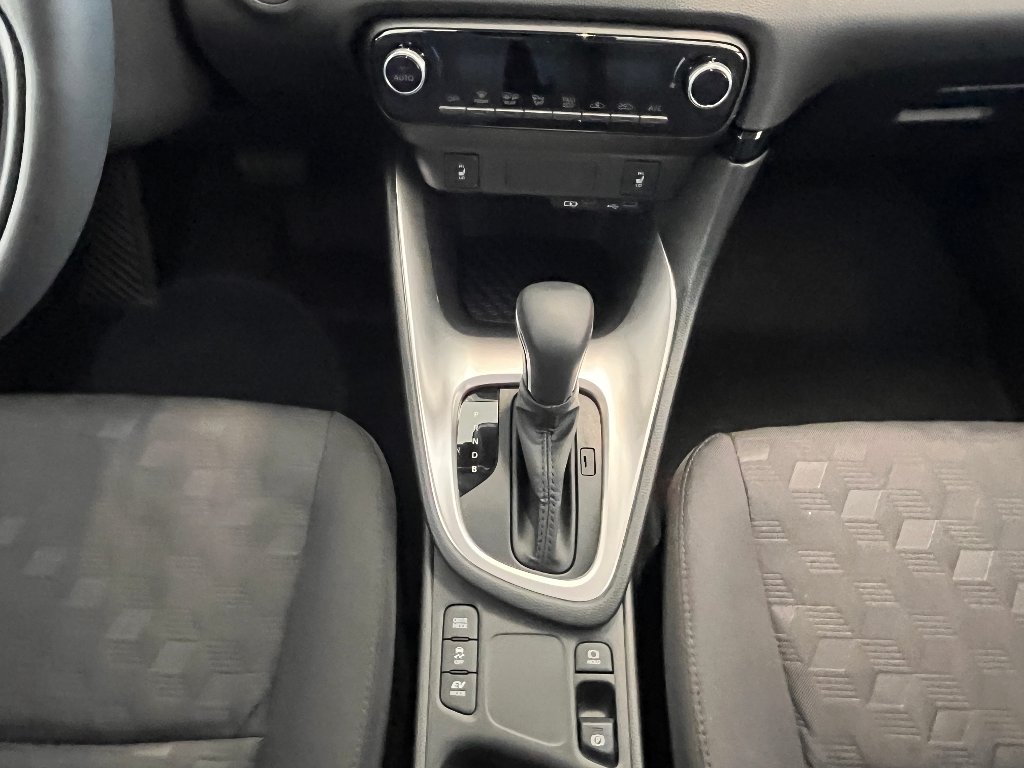 Mazda 2 Hybrid